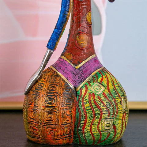 Abstracte Sculptuur Vrouw – Elegantie En Moderniteit