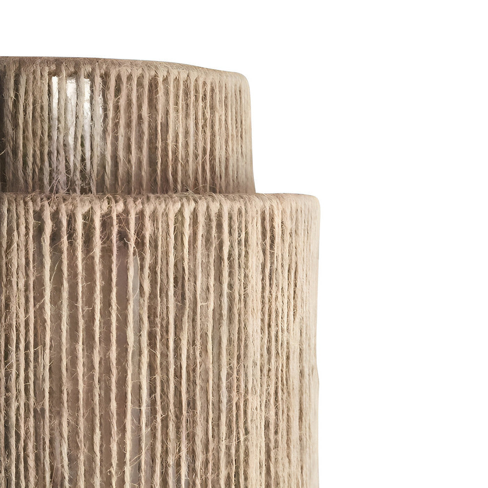 籐の壁掛けランプ、麻縄シェード付き - 自然の光と本物の魅力