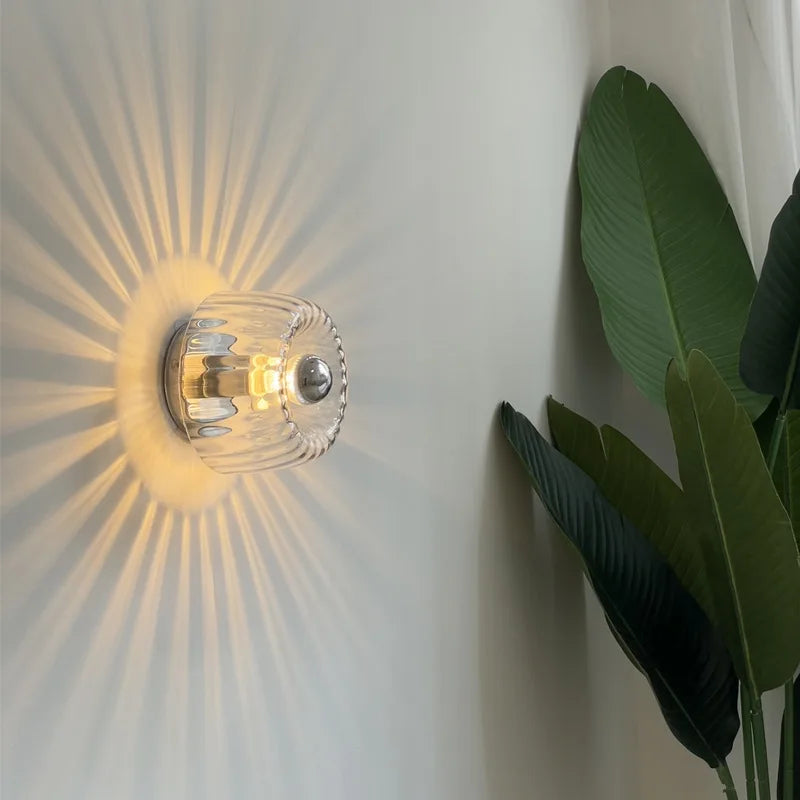 Refined Wall Lighting – Play of Transparency and Light
