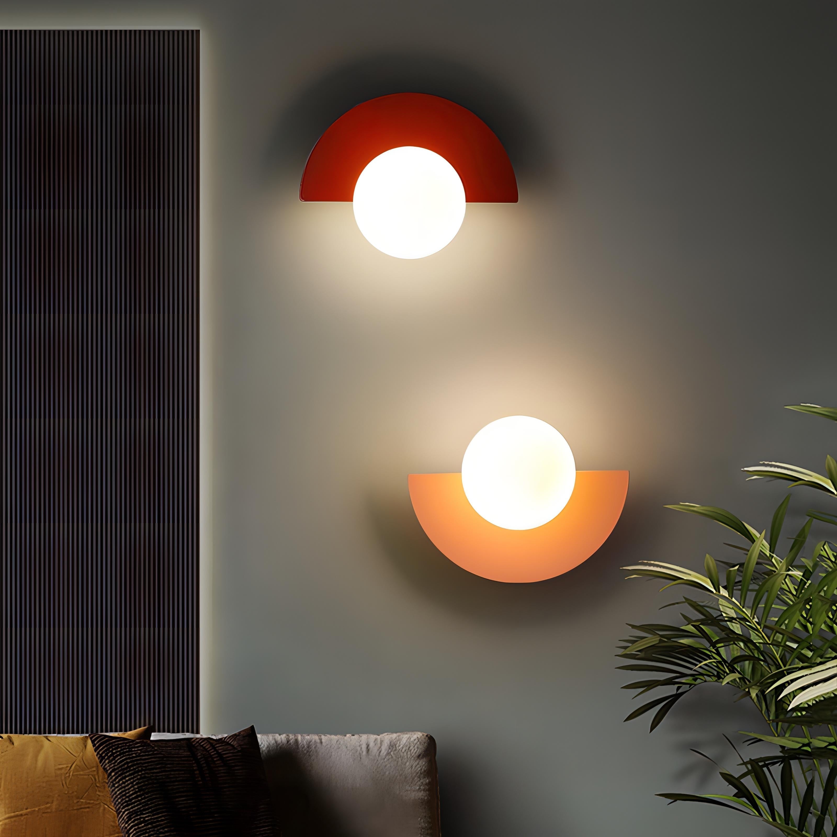 Modern Wall Sconce – Half-Circle Shape and Soft Lighting