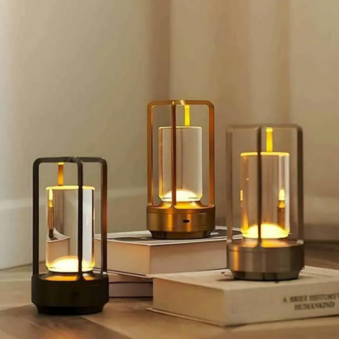 מנורת שולחן נטענת – אור מעומעם וסגנון נצחי