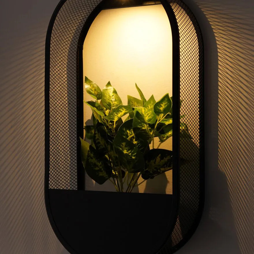 Solar Outdoor Wall Lamp – Automatic and Economical Lighting