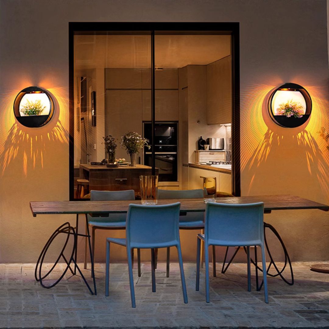 Solar Outdoor Wall Lamp – Automatic and Economical Lighting