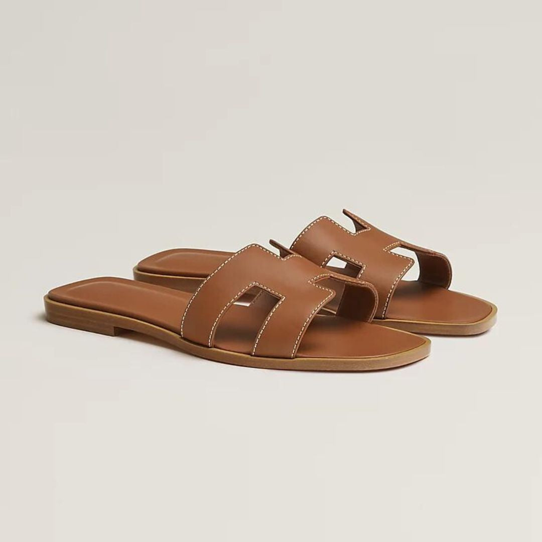 Brigitte | Moderna Platta Sandaler – Luftrikt Design Och Urban Stil 