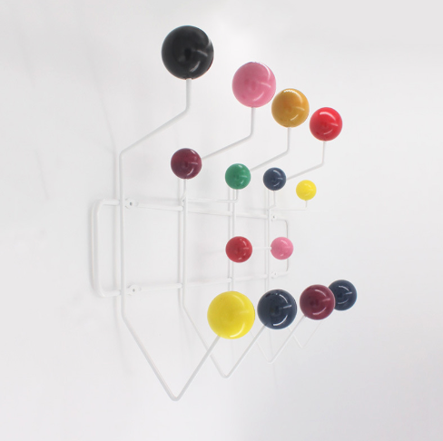 Vegghengt Klesstativ – Elegant og Funksjonelt Design 