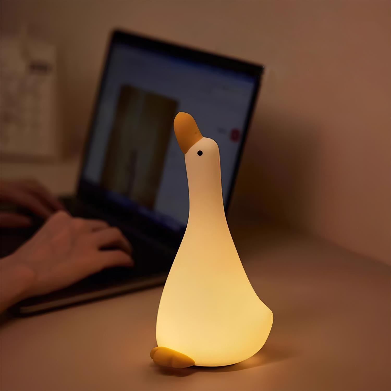 Lumină de noapte cu gâscă fermecată - lumină tactilă și design liniștitor