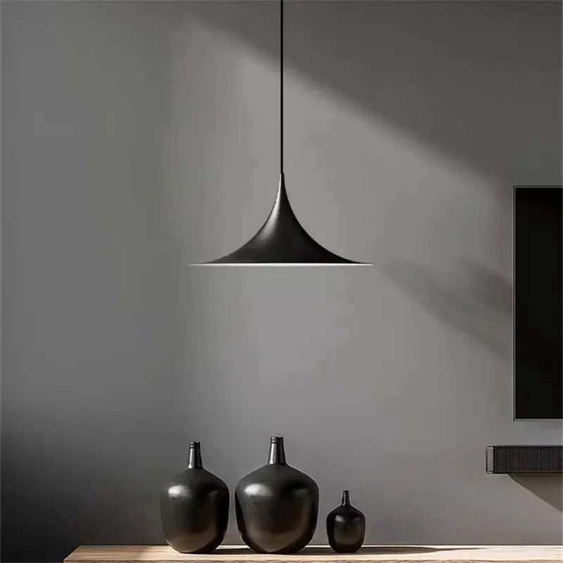 Skandynawska lampa wisząca - nowoczesna elegancja i delikatna atmosfera