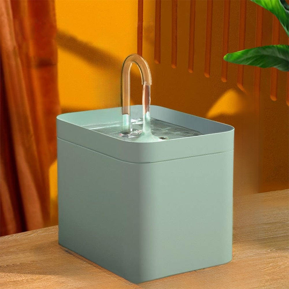 Állatoknak készült ivókút – Folyamatos áramlás és hatékony szűrés 