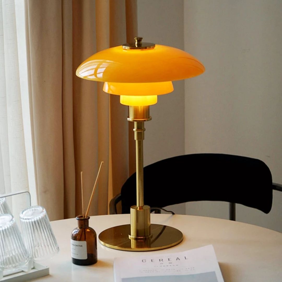 Stolná LED lampa v škandinávskom štýle – Jemné a moderné osvetlenie 