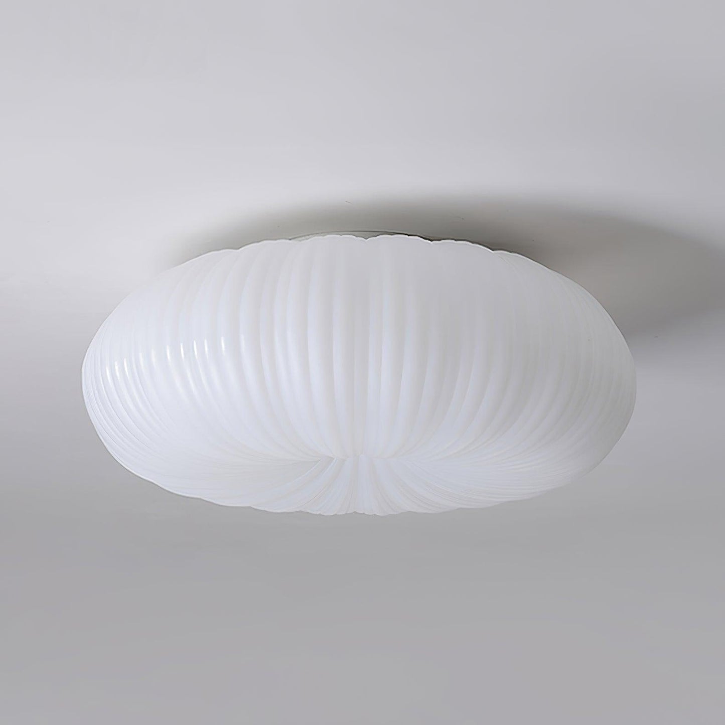 Elegant moderne loftlampe – justerbart lys og personlig atmosfære 