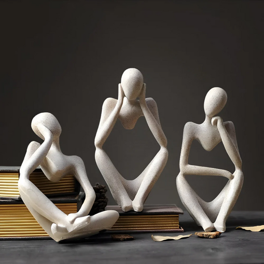 Abstrakt Skulptur Tænker – Kontemplativ Elegance Og Moderne Design 