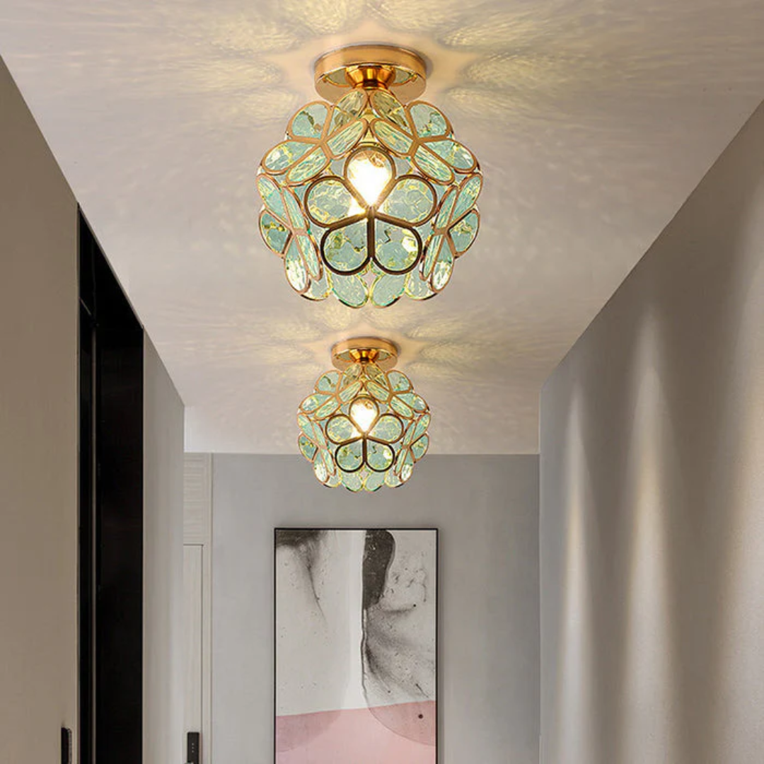 Loftlampe i Blomsterform – Delikat og Moderne Design 