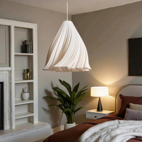 Lampa sufitowa z falującym materiałem – stylowy i lekki 