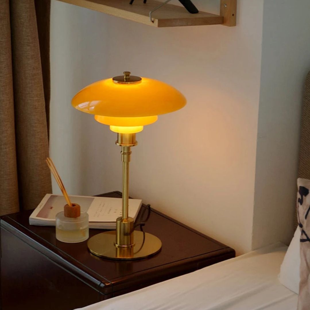 Stolná LED lampa v škandinávskom štýle – Jemné a moderné osvetlenie 