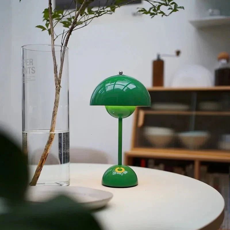 Lampada LED da Scrivania – Semplicità Moderna e Funzionalità 