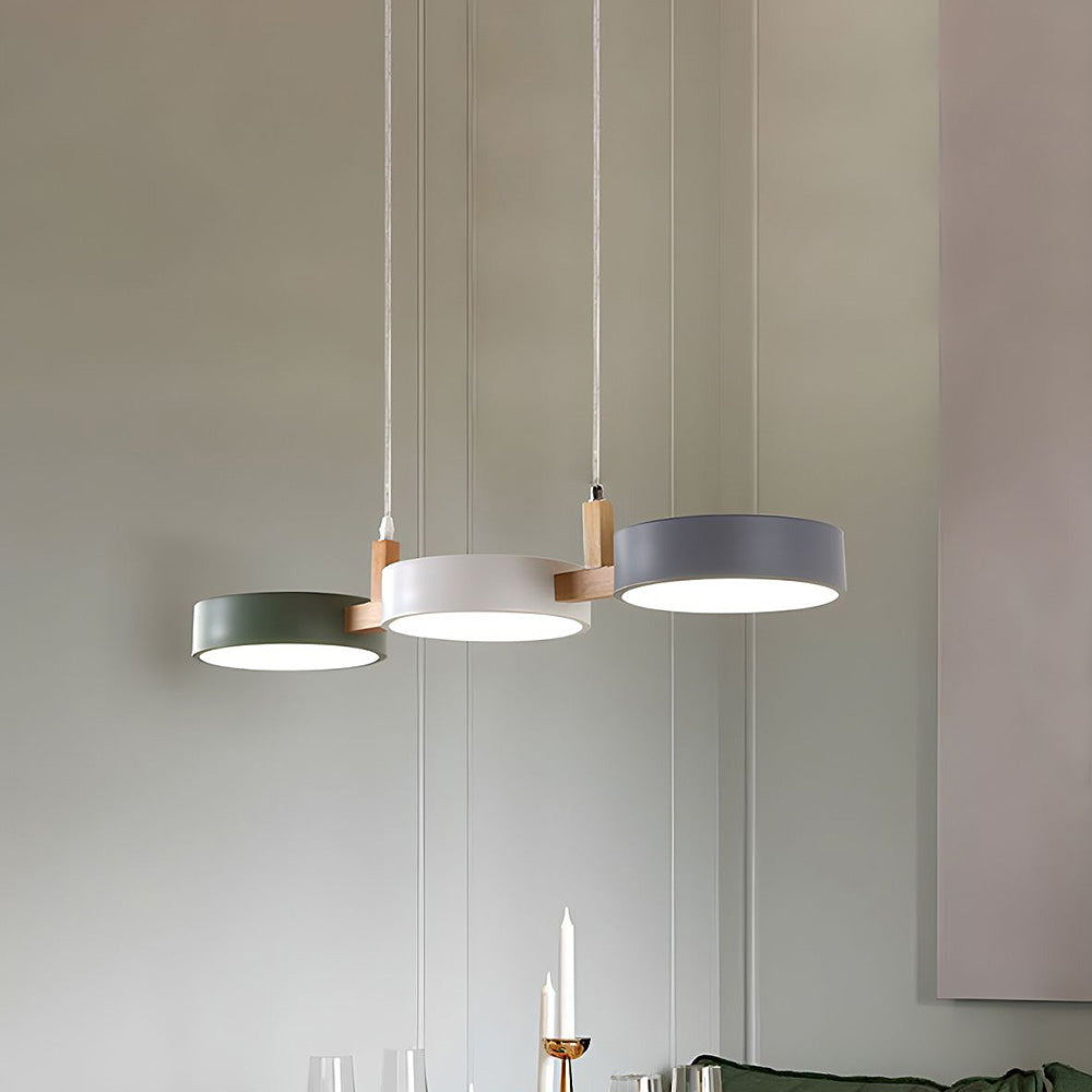 Modern Hängande Belysning i Metall – Elegant Design och Trendig Belysning 