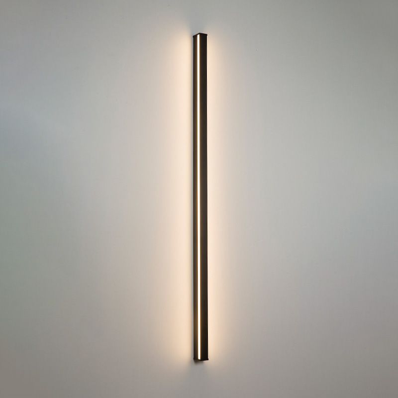 Lampada da Parete LED Lineare – Eleganza Sobria per Interni Moderni 